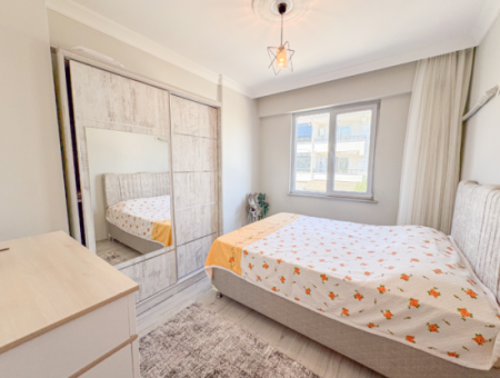 Aquaparklı Havuzlu Denize Yakın Sitede Satılık Eşyalı 1+1 Daire