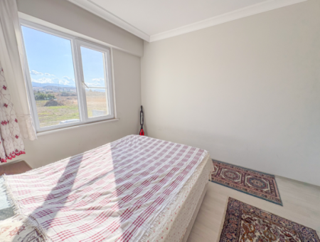 Aquaparklı Havuzlu Denize Yakın Sitede Eşyalı Kiralık 1+1 Daire