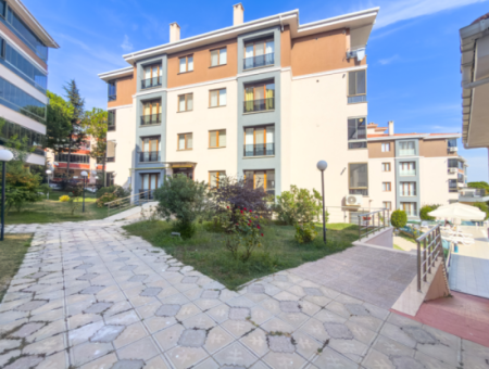 Kumbağ Doğapark Evlerinde Havuz Cephe Eşyalı Satılık 2+1 Daire