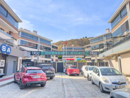 Kumbağ Doğapark Evlerinde Havuz Cephe Eşyalı Satılık 2+1 Daire