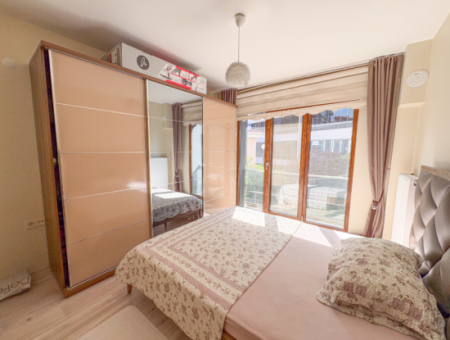Kumbağ Doğapark Evlerinde Havuz Cephe Eşyalı Satılık 2+1 Daire