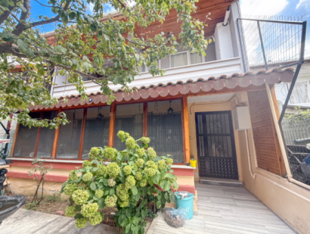 Kumbağ Pazar Sokağında Çok Geniş Full Eşyalı 2+1 Satılık Daire