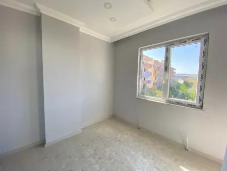 Kumbağ Havuzlu Site İçerisinde 2+1 Satılık Yazlık